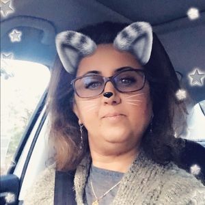 Meet your Posher, Haniet